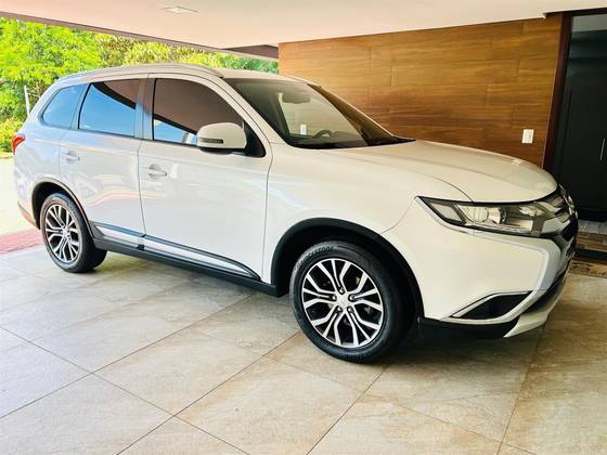 MITSUBISHI OUTLANDER 2.0 16V GASOLINA 4P AUTOMÁTICO